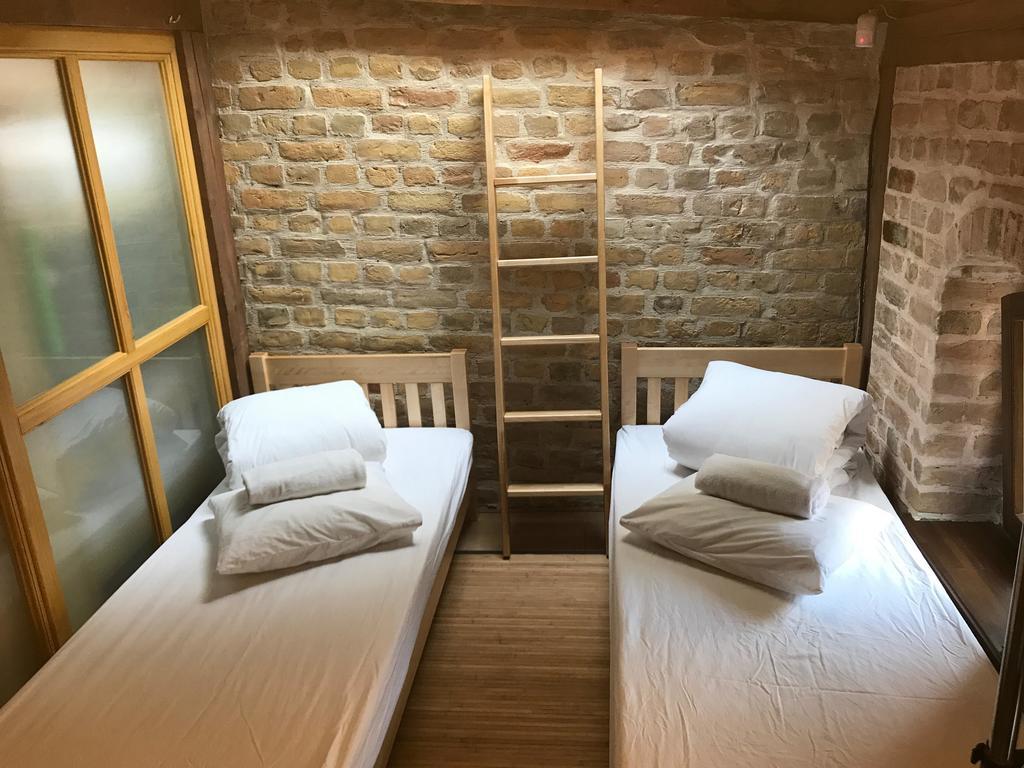 Amalienhof Guesthouse รีกา ภายนอก รูปภาพ
