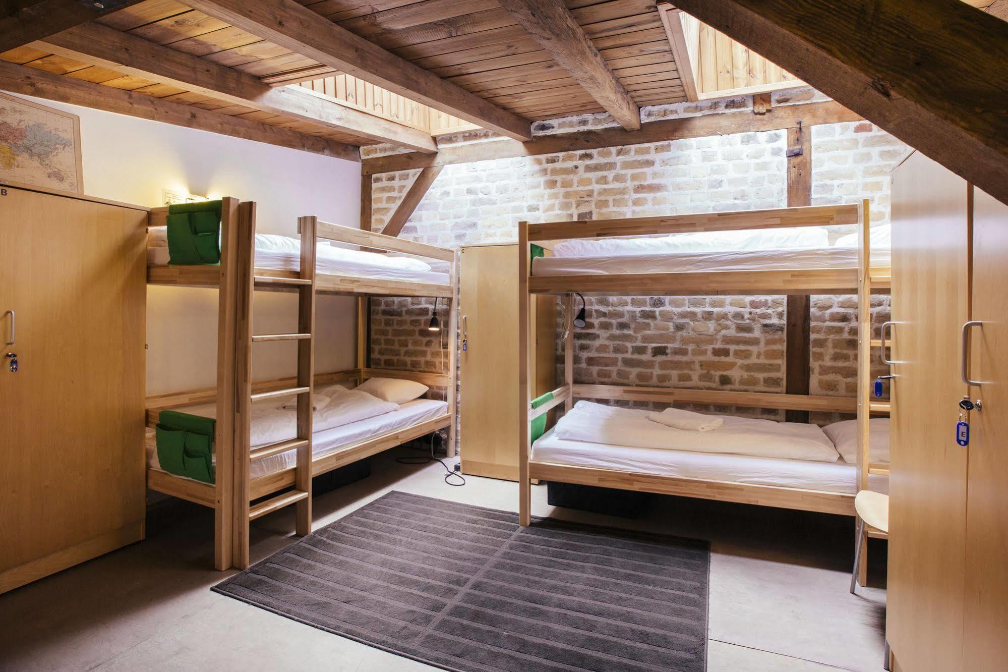 Amalienhof Guesthouse รีกา ภายนอก รูปภาพ