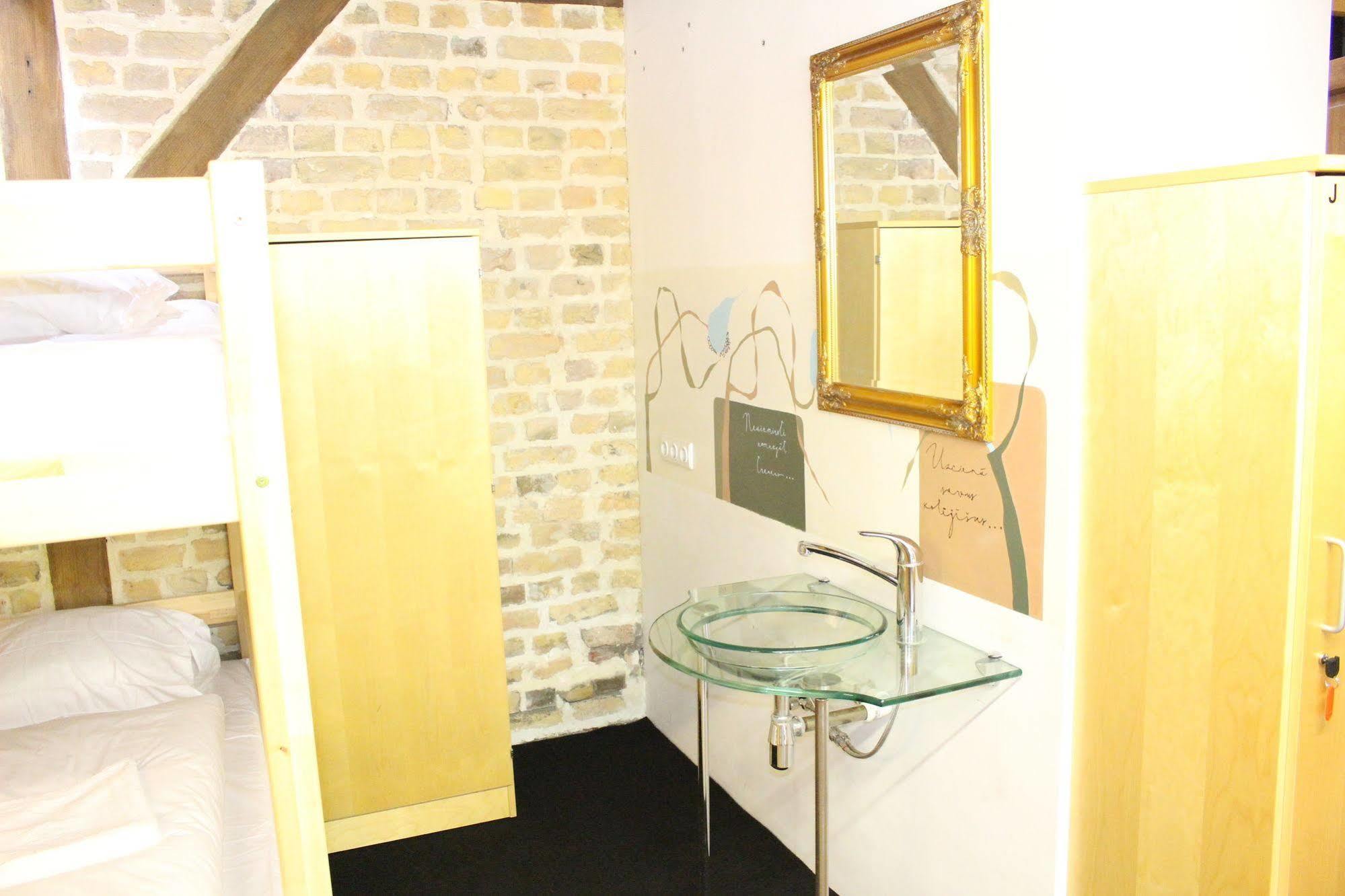 Amalienhof Guesthouse รีกา ภายนอก รูปภาพ